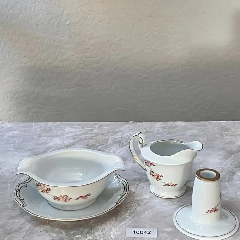Fukagawa Arita Porcelain Gravy Boat Cream & Candle Holder Maple Leaves Handpaint